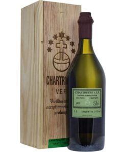 Chartreuse V.E.P. Green Liqueur 1L