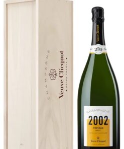 Veuve Clicquot Vintage 2002 Magnum (1.5 ltr) in Wood Box